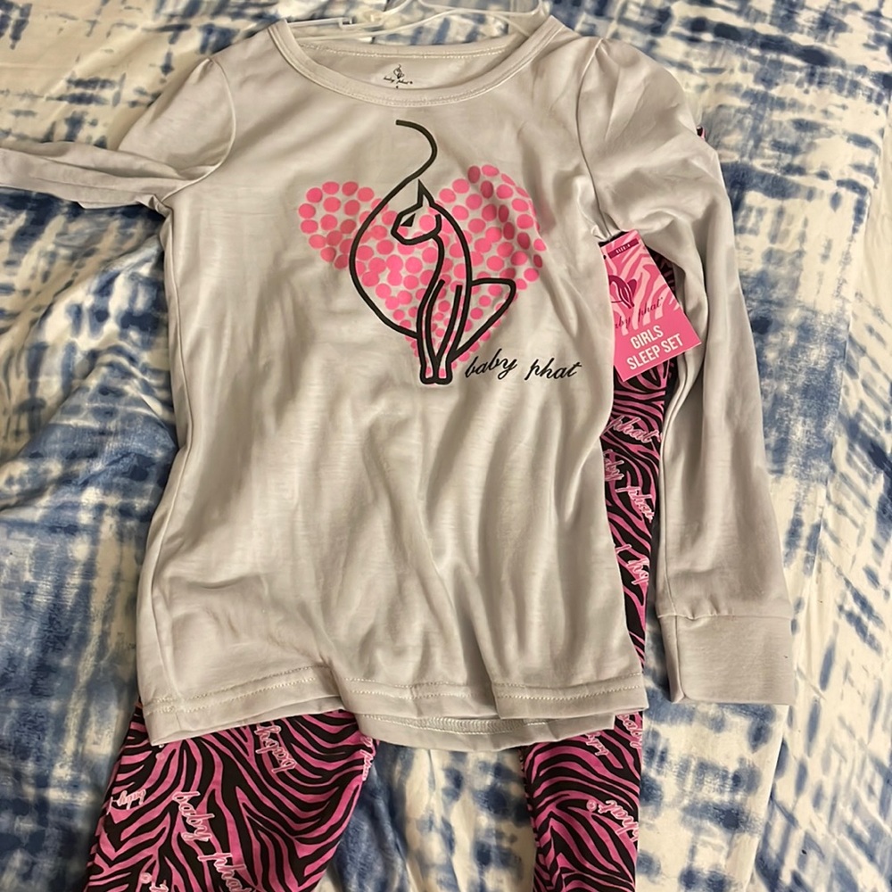 New girls set